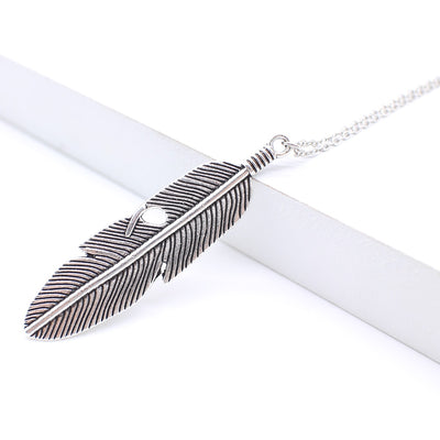 Feather Pendant Necklace