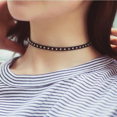 Clavicle Choker Necklace